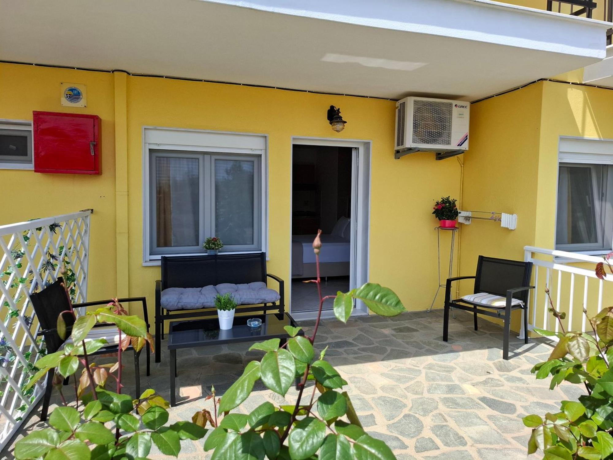 Appartement House Elena à Koinira Extérieur photo